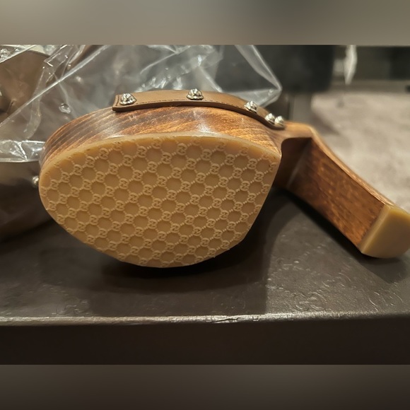 Gucci leather upper and rubber sole Betis Glamour Cuir size 37.5.. NEW - Picture 5 of 13